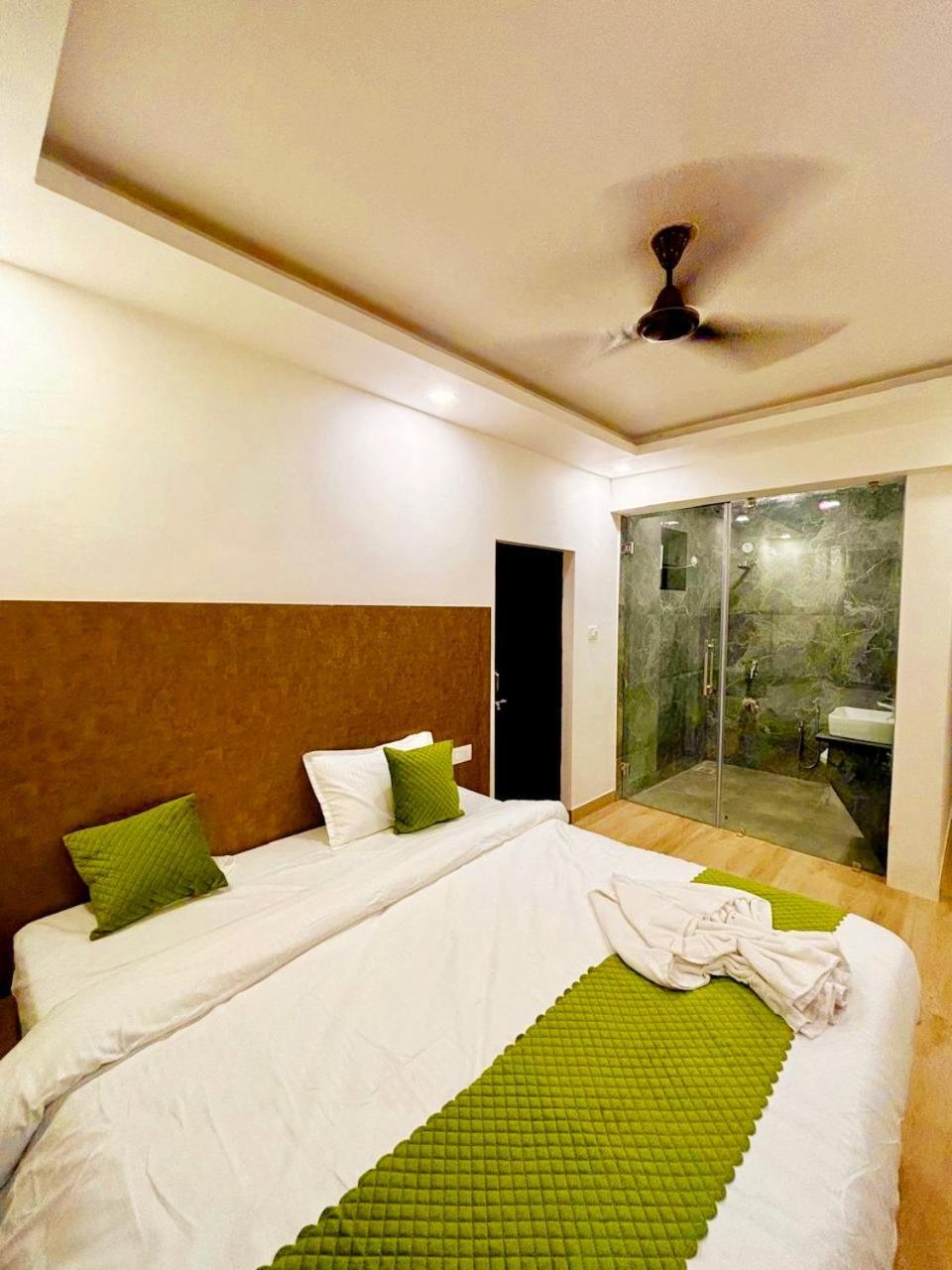 Baga Beach Inn Dış mekan fotoğraf