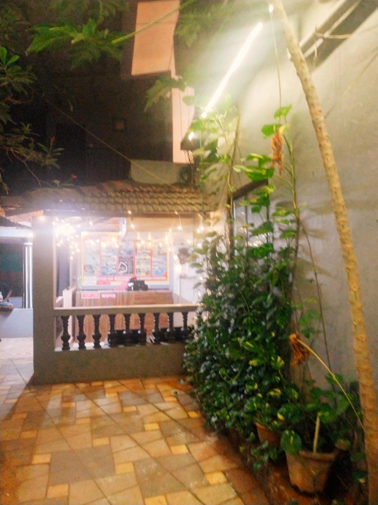 Baga Beach Inn Dış mekan fotoğraf